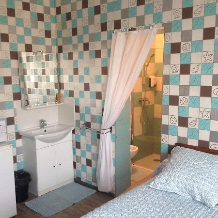 Hotel Les Violettes Toulouse Buitenkant foto